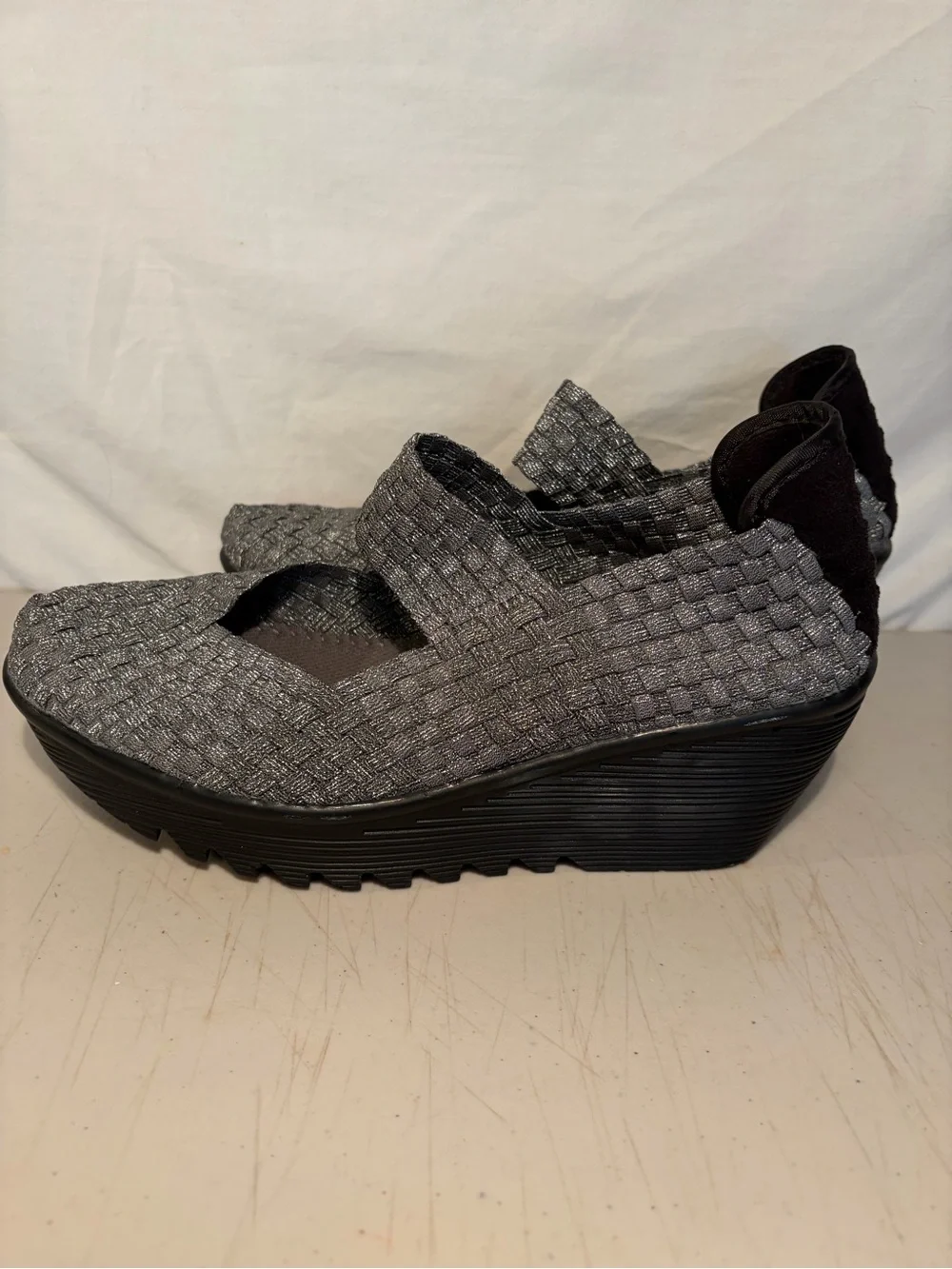 Bernie Mev woven Lilia Women’s Metallic Silver Mary Jane Comfort Shoes 39/8.5